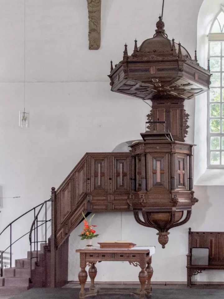 Pulpit at St Georgskirche, Weener