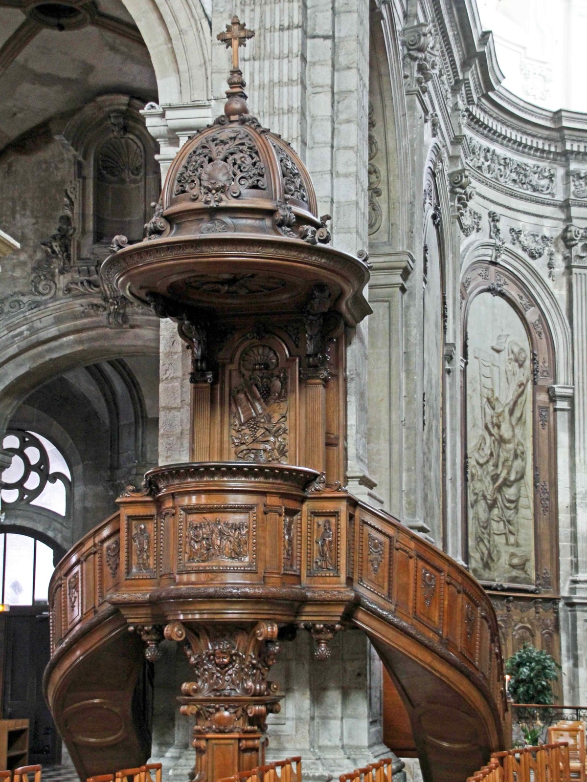 Pulpit at Cathedrale Notre Dame de Grace, Cambrai