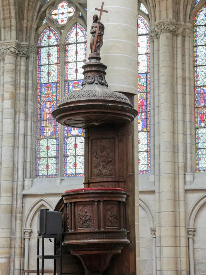 Pulpit at Cathedrale St Etienne, Chalons en Champagne