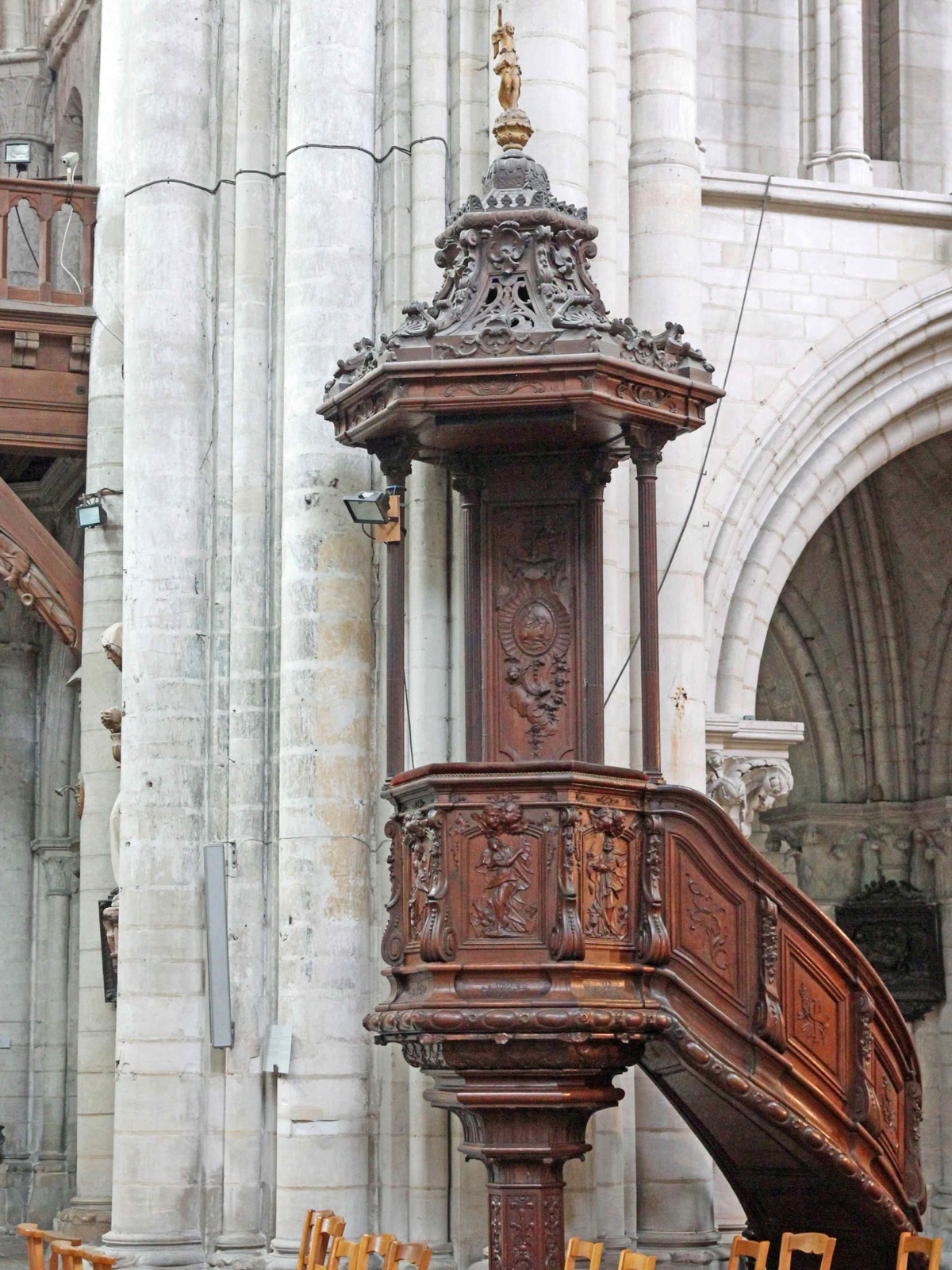 Preekstoel in Ste Madeleine, Troyes