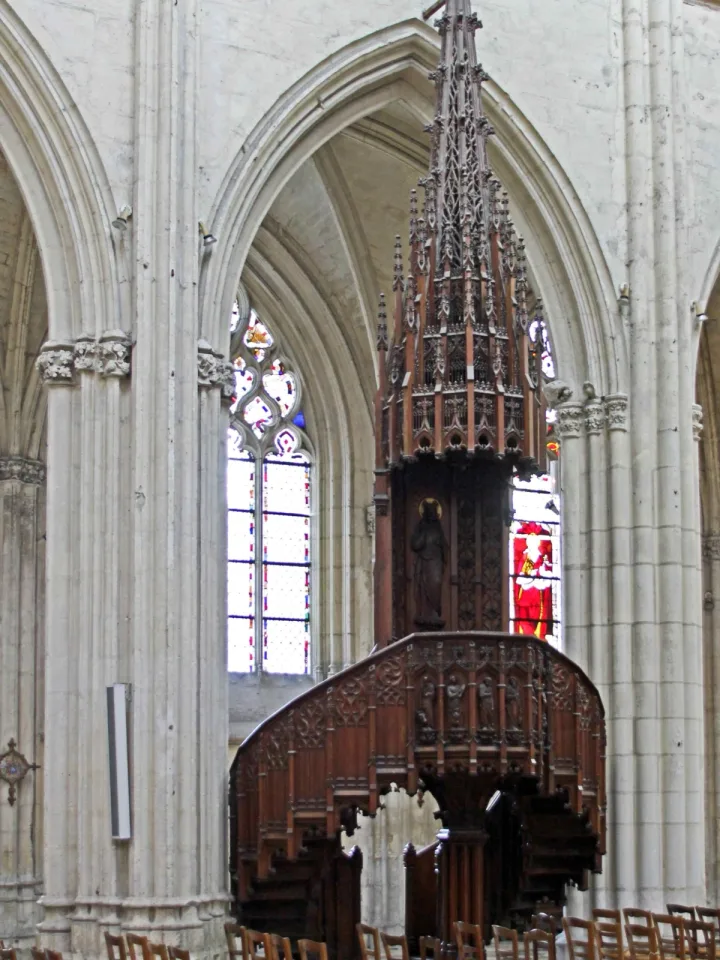 Preekstoel in Abbaye de la Trinite, Vendome