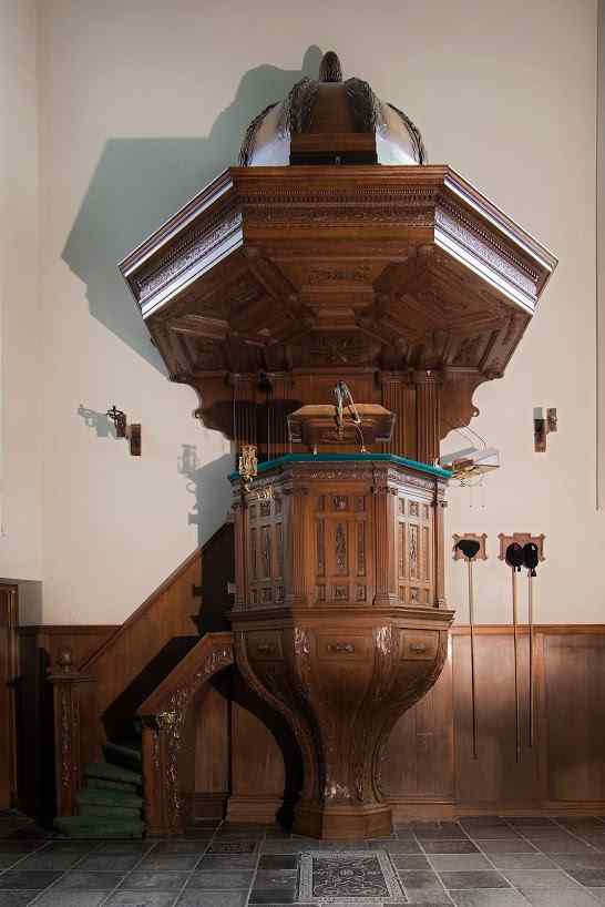 Preekstoel in NH Dorpskerk, Wateringen
