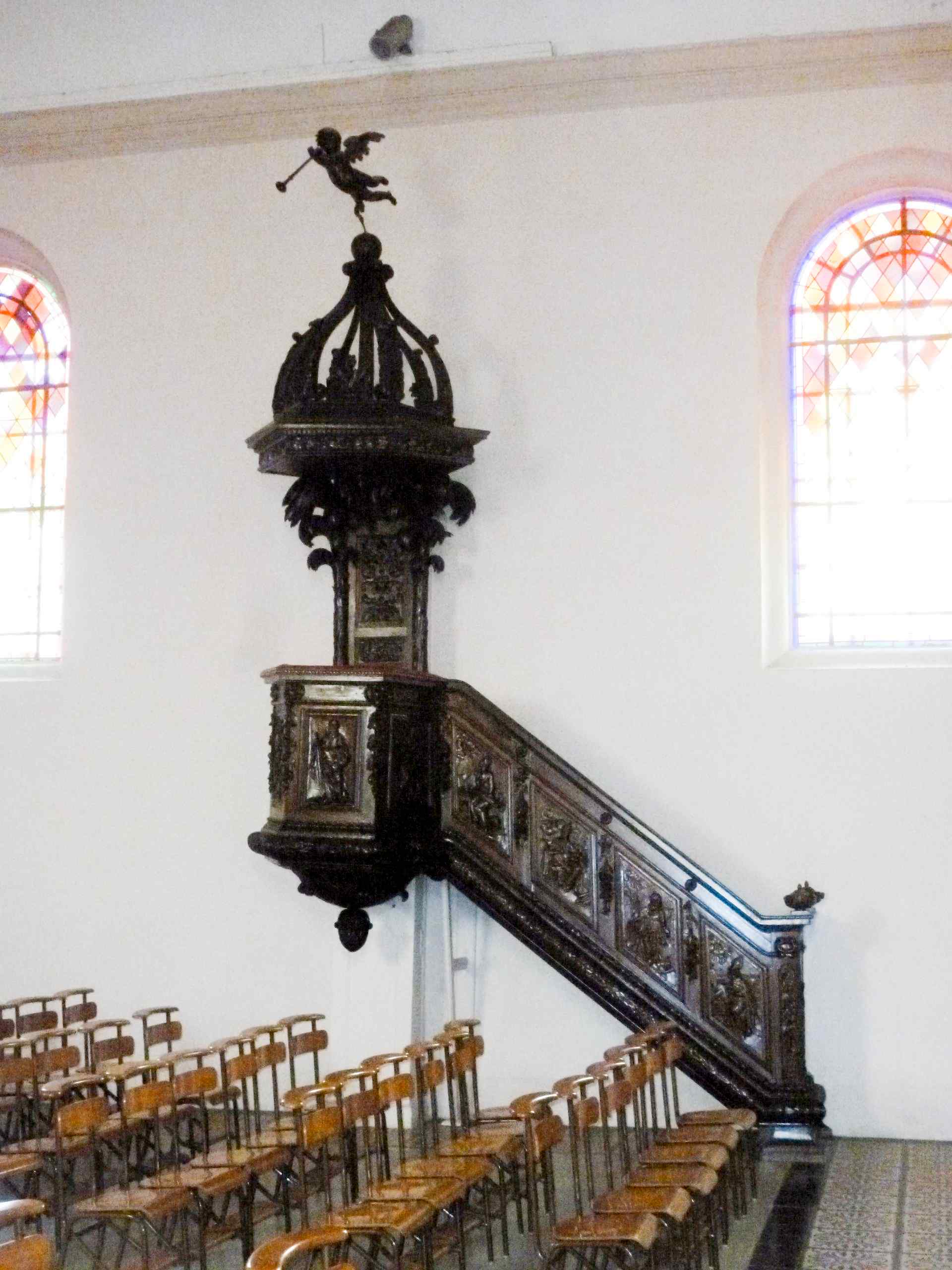 Pulpit at Eglise Saint Pancrace, Plancher-Bas